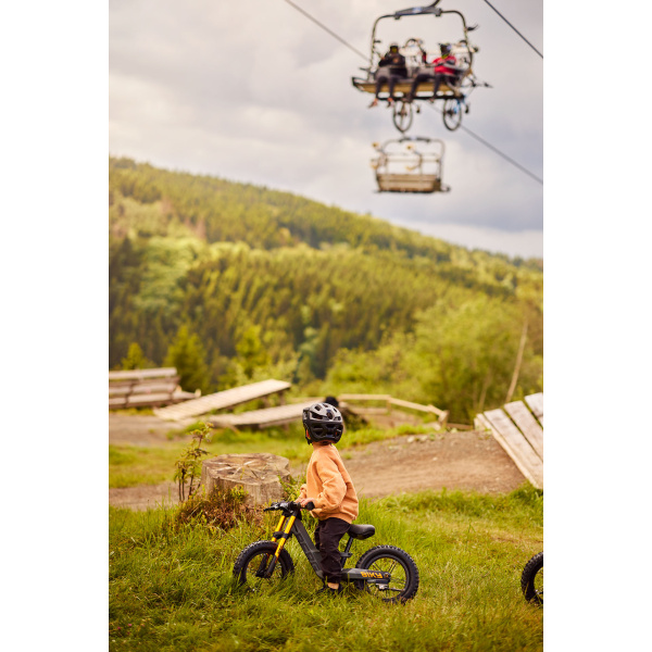 Berg Biky Cross mørk grå - Image 8