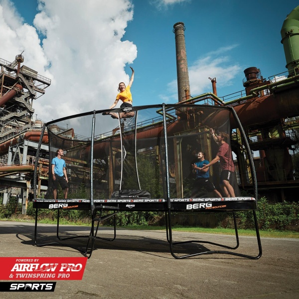 BERG SPORTS Ultim Pro Bouncer Regular + Safety Net XL - Image 4